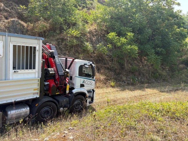 Via Vincenzo Tiberio camion